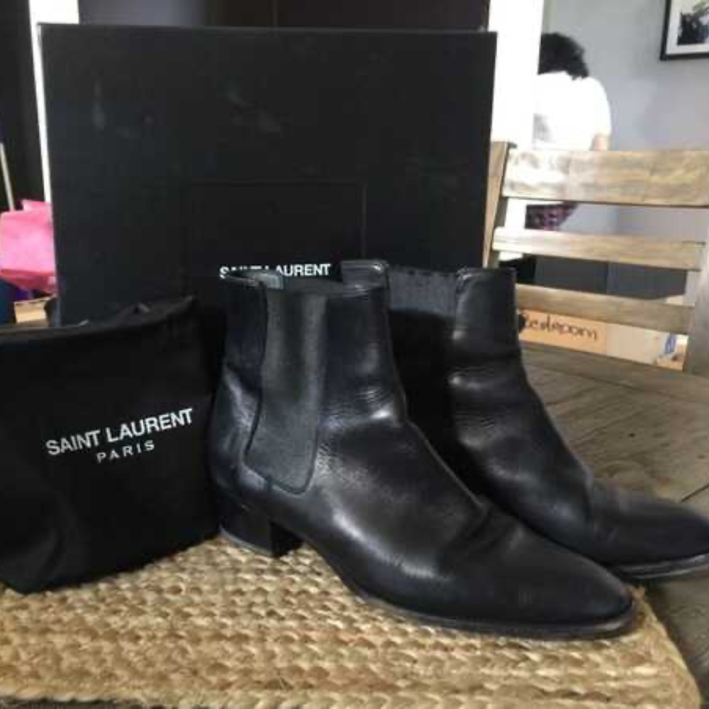 PRICE DROPPED!!!  YSL Yves Saint Laurent Women’s Size 7/37 retail $995